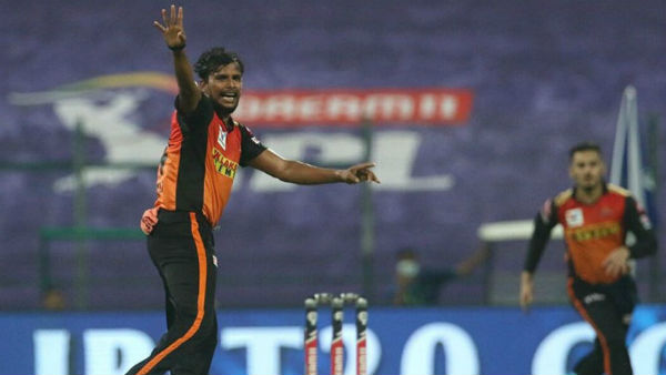 அணியில் இடம்