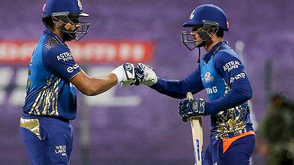 453 பவுண்டரிகள்... 209 சிக்ஸ்கள் 