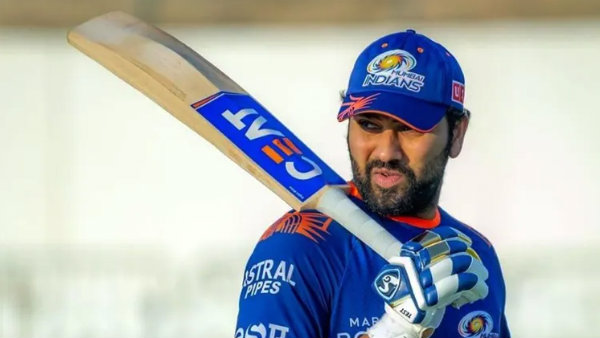 உடற்தகுதியுடன் இருக்கிறார்