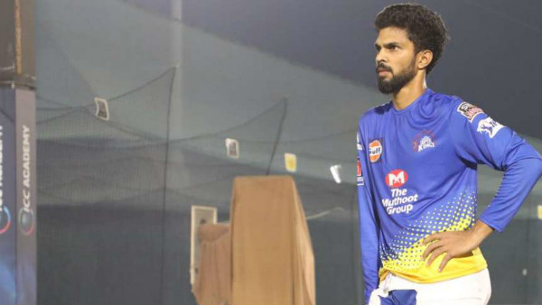 இளம் வீரர்களுக்கு குறி