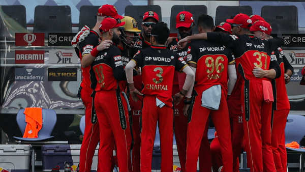 சிறப்பான ஆர்சிபி அணி 