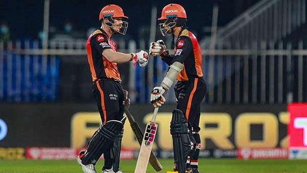 போராட்ட குணத்துடன் வீரர்கள் 