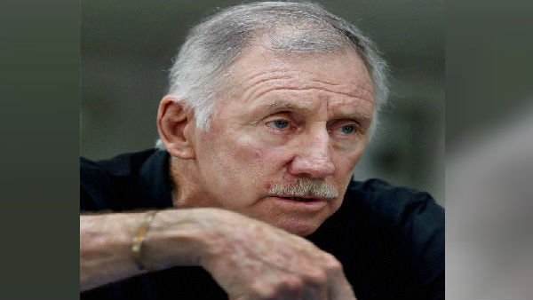 இயான் சாப்பல் தகவல்