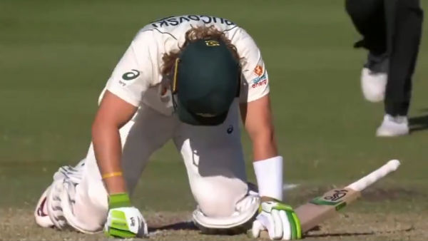 சுருண்டு விழுந்தார் சுருண்டு விழுந்தார்