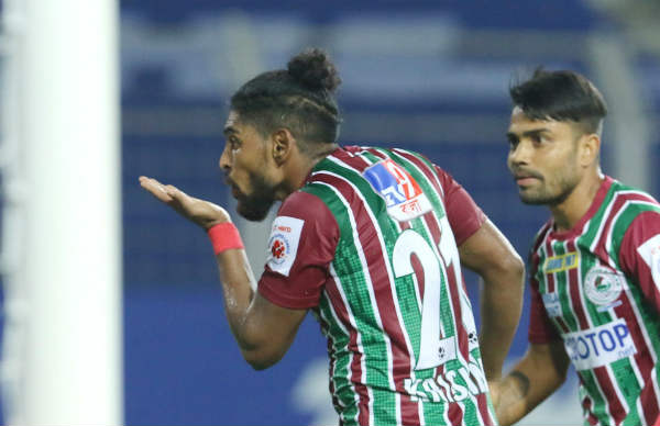 33வது நிமிடத்தில் கோல் 