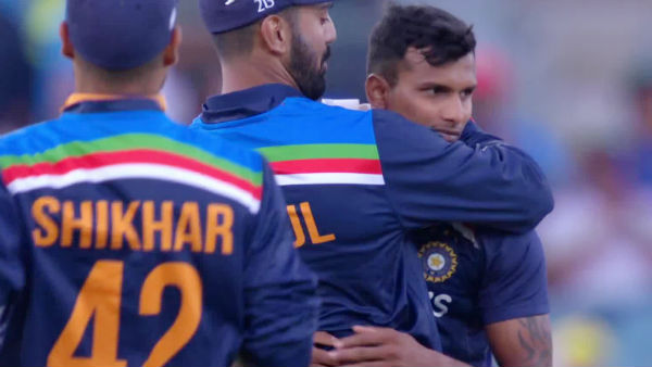 கட்டுக் கோப்பான பந்துவீச்சு கட்டுக் கோப்பான பந்துவீச்சு