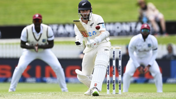 நியூசிலாந்து அபாரம் 