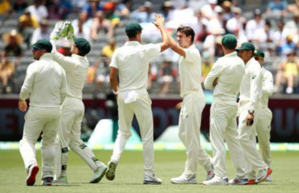 ஆஸ்திரேலியா அபாரம் 