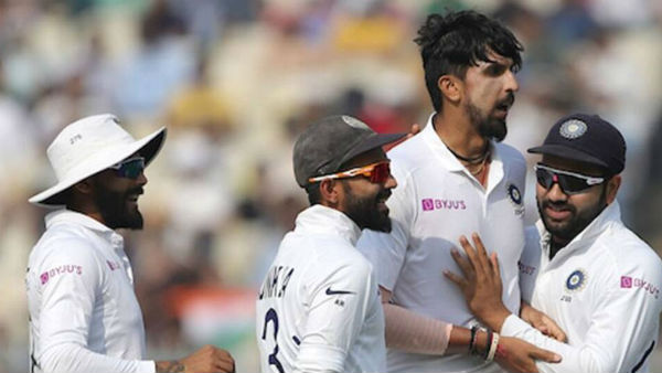 மூன்றாவது வேகப் பந்துவீச்சாளர்?