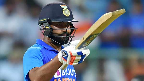 பிட்னஸ் பயிற்சிகளில் ரோகித் 