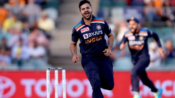 பவுலிங் 