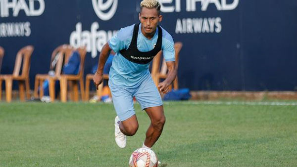 2வது இடத்தில் மோஹுன் பகன் 