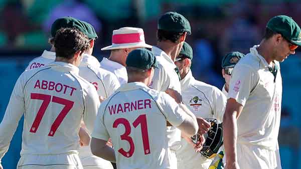 தவறான செயல் 