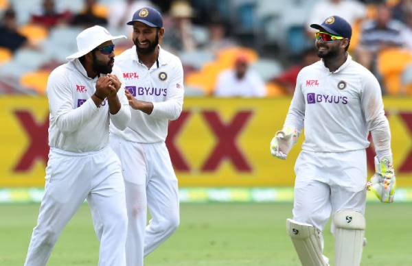 3 போட்டிகளில் ஆல்-அவுட் 