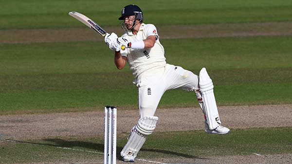  டெஸ்ட்டில் 18வது சதம் 