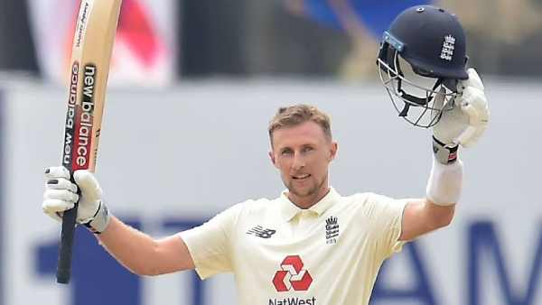 8,249 ரன்கள் 