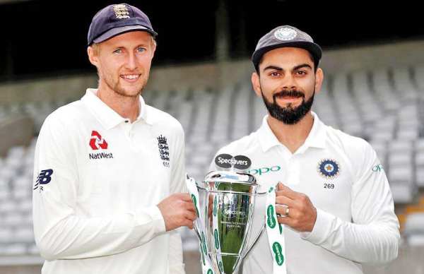 ரசிகர்களுக்கு மெகா விருந்து 