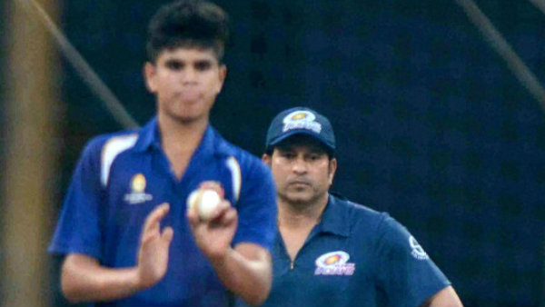  மும்பை இந்தியன்ஸ் 