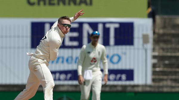 வீழ்த்திய டாம் பெஸ் 