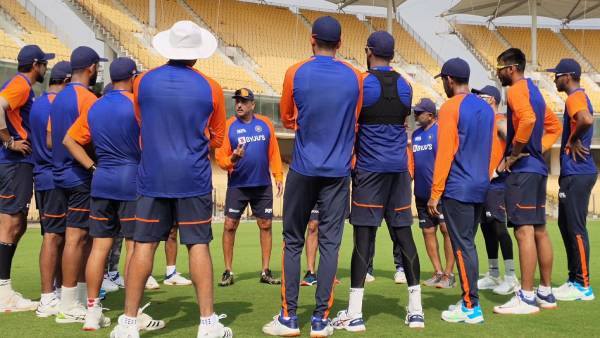 வேறு யார் 