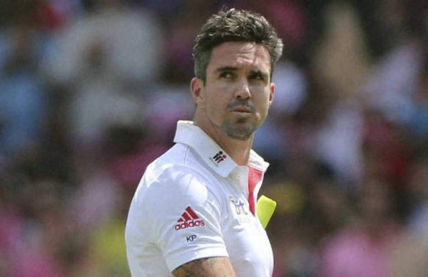 மைக்கேல் வாகன், கெவின் பீட்டர்சன் கேள்வி 