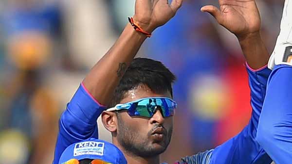 பவுலிங் 