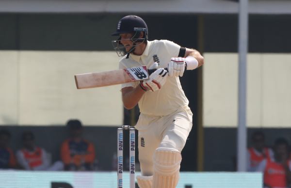 ஜோ ரூட் அவுட் 