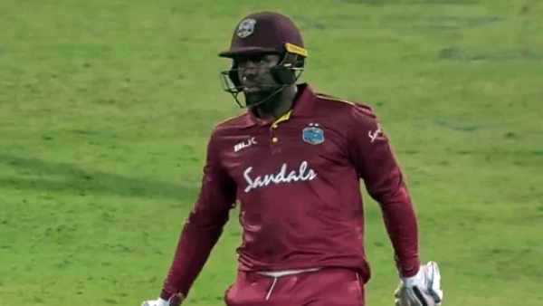  ஆக்ரோஷமான வீரர்