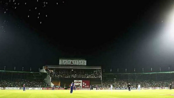 மார்ச் 14ல் இறுதிப்போட்டி 