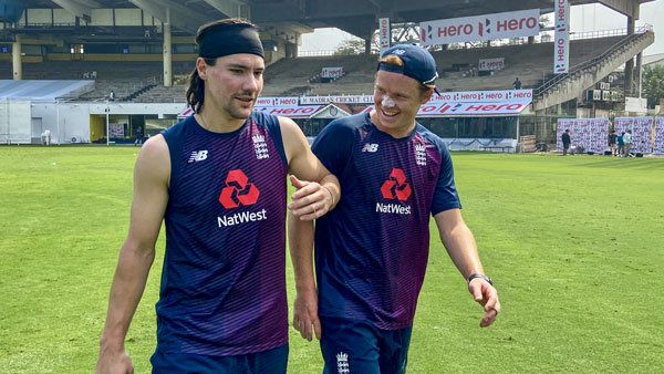 பவுலிங் 