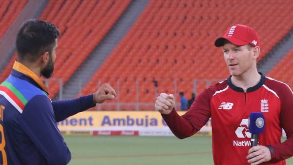 இங்கிலாந்து அபார வெற்றி 