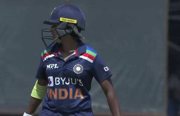 2 லட்சத்திற்கும் மேற்பட்ட ரசிகர்கள் 