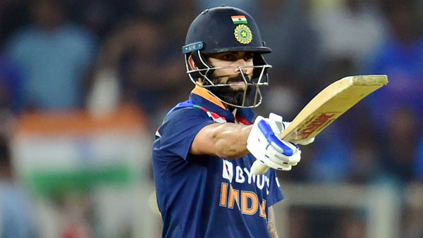 3000 ரன்கள் குவிப்பு 