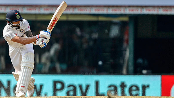 தோனியுடன் சேர்ந்த கோலி 