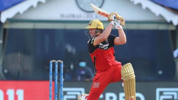 ரசிகர்களுக்கு வியப்பு 