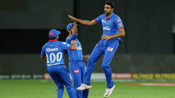 முதல் போட்டியில் வெற்றி 