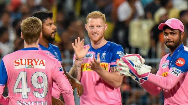 எச்சரிக்கையாக இருக்க வேண்டும் 