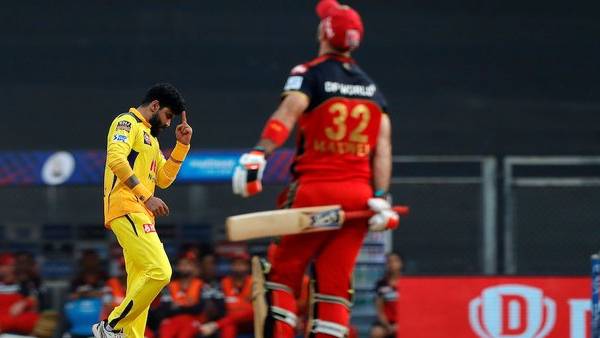 அதிரடி பௌலிங் 