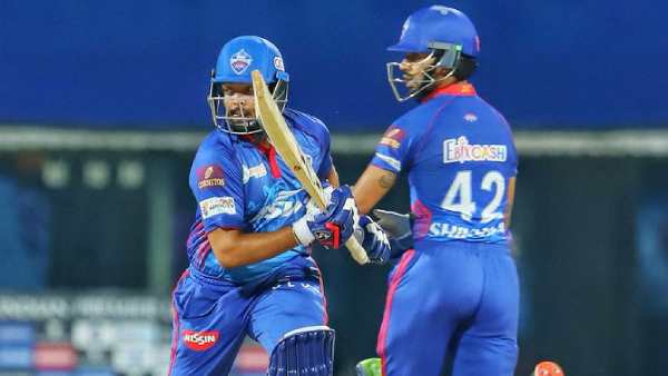 தவான் -பிரித்வி அதிரடி 