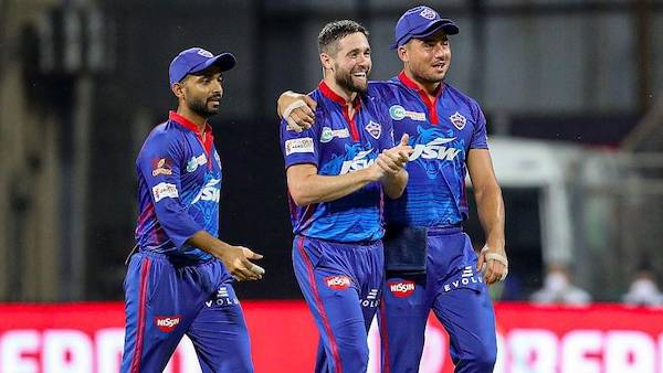 39 சிக்ஸ்கள் 