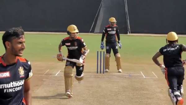 12 வீரர்கள் பங்கேற்பு 