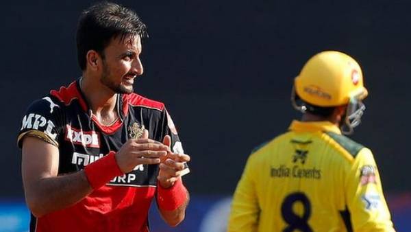  கட்ப்படுத்திய ஹர்ஷல் 