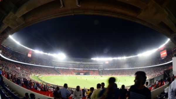 பிட்ச் ரிப்போர்ட் 