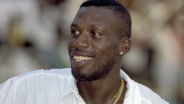 ஜாம்பவான் கர்ட்லி ஆம்ப்ரோஸ்