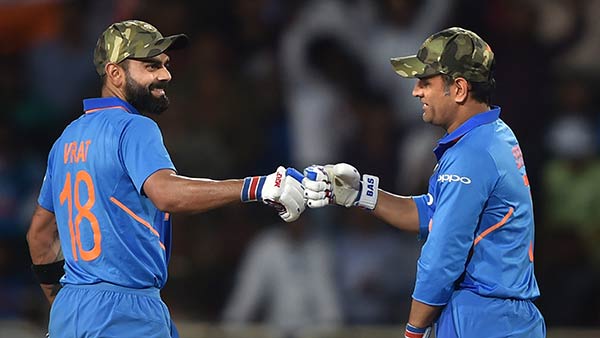 டி20-ல் தோனி மாஸ்