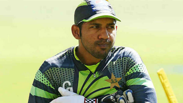  கமர்ஷியல் ஃபிளைட் 