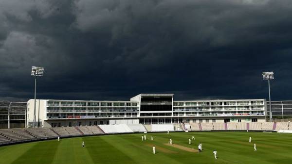 திணறிய ஊழியர்கள்