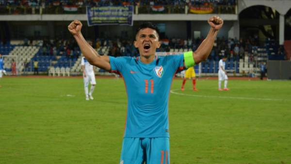 அல்லாடுகிறோம் 