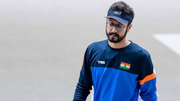  சவுரப் நம்பிக்கை