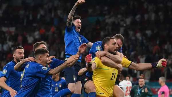  ஃபெனாலிட்டி ஷூட்